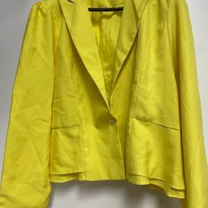 Yellow Cropped Blazer with Notched Lapels